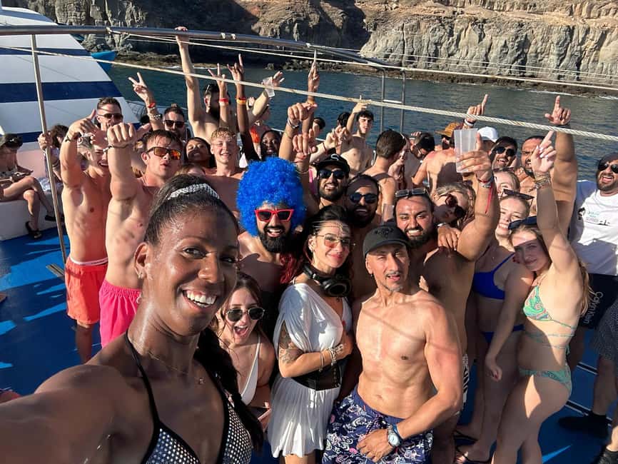 Puerto Rico, Las Palmas: Boat Party - Extra Thrills You Can Add: Jetski and Parasailing