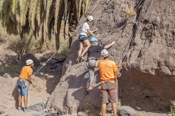 Rock Climbing from Beginners to Experts - Small Groups ツ - What the 4–5 Hours Actually Feel Like