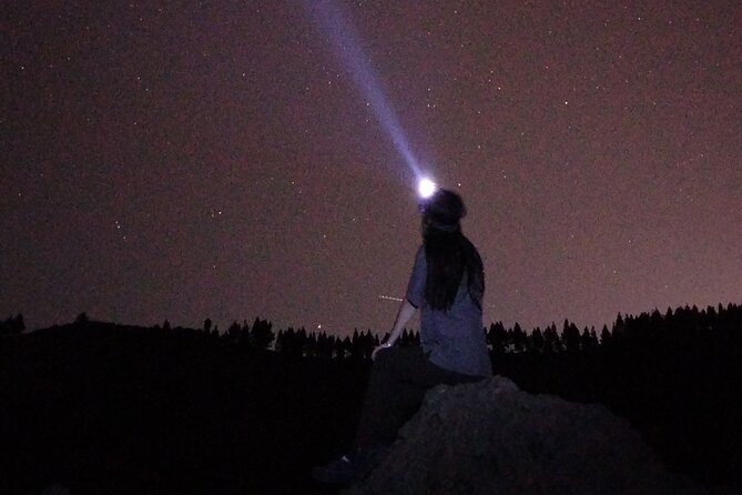 Sunset Hike and Stargazing Experience in Roque Nublo Mountains - Your Backpack Setup: Mat, Blanket, and a Front Light