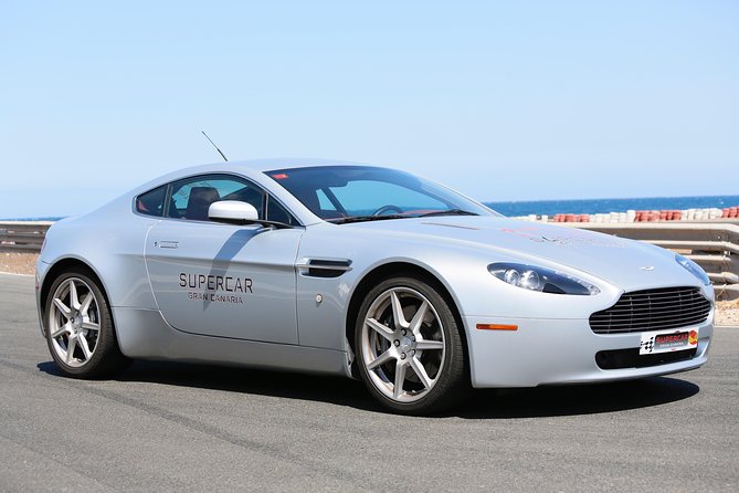 Supercar Experiences on the Circuit of Maspalomas - Up to eight laps on the Circuit of Maspalomas: pacing and expectations