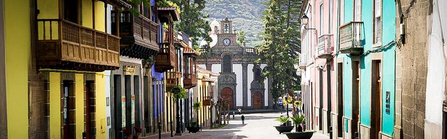 Traditional Gran Canaria: Arucas, Firgas and Teror - Firgas: mineral springs, famous fountains, and Canary Islands tile storytelling
