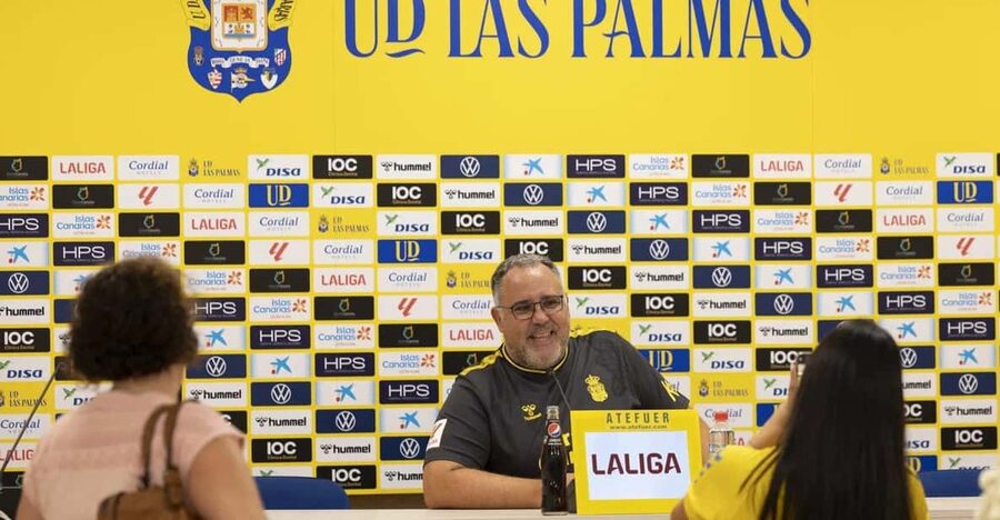 UD Las Palmas Gran Canaria Stadium Guided Tour - 360° VR Matchday: Feeling the pio-pio Atmosphere