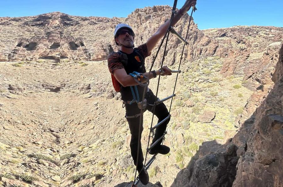 Via Ferrata Gran Canaria: Rock Climbing for beginners - The route experience: ladders, cables, and a picnic at 100 meters